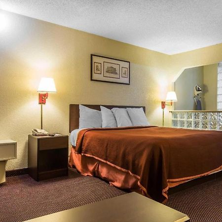 Rodeway Inn Мариета Екстериор снимка